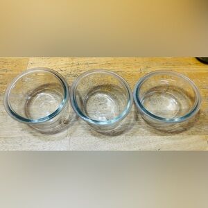 Vintagee Anchor Hocking 10oz custard bowls set of 3, clear glass. New condition